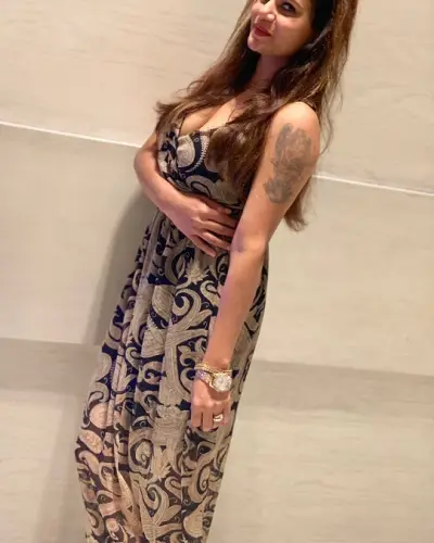Arani Escort